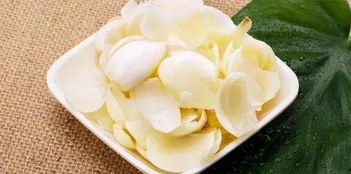 网红吃瓜溜溜梅