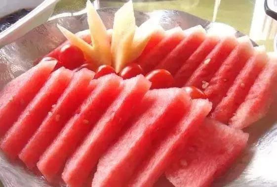 五千万网红吃瓜